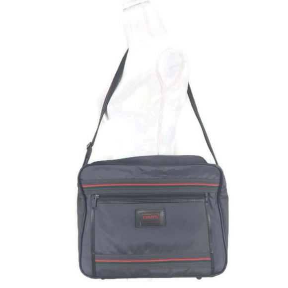 levis travel bag